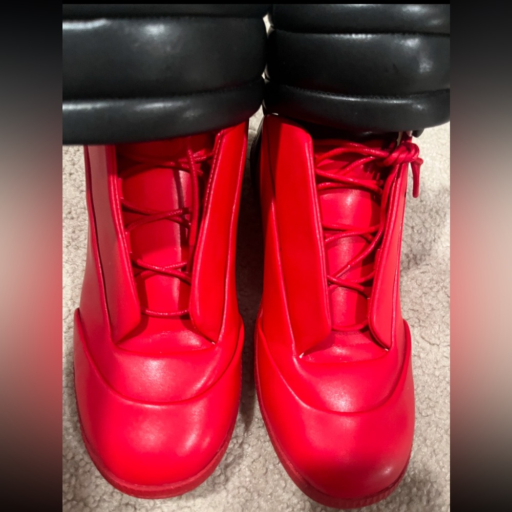 Maison margiela future SIZE 10/43
No box 
Used condition shown in pics